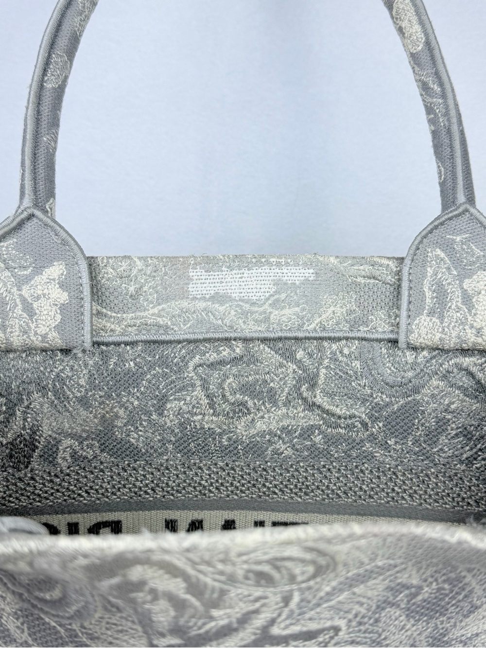 Christian Dior Medium Grey Mizza Embroidered Toile de Jouy Book Tote Bag - Picture 6 of 11